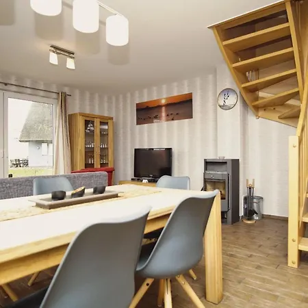 Idyllisches Ferienhaus Mit Eigener Sauna, Kamin Und Terrasse - Haus Boddenblick Holiday home