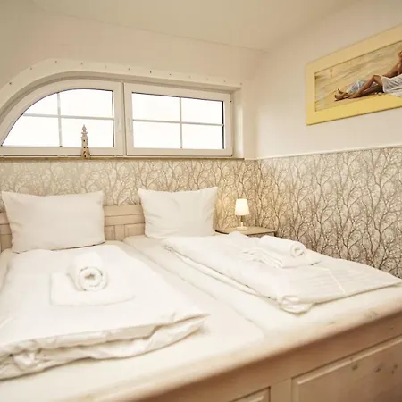 Idyllisches Ferienhaus Mit Eigener Sauna, Kamin Und Terrasse - Haus Boddenblick Holiday home *