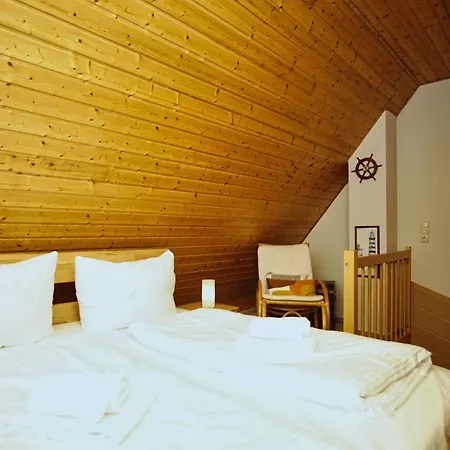 Holiday home Idyllisches Ferienhaus Mit Eigener Sauna, Kamin Und Terrasse - Haus Boddenblick Vieregge